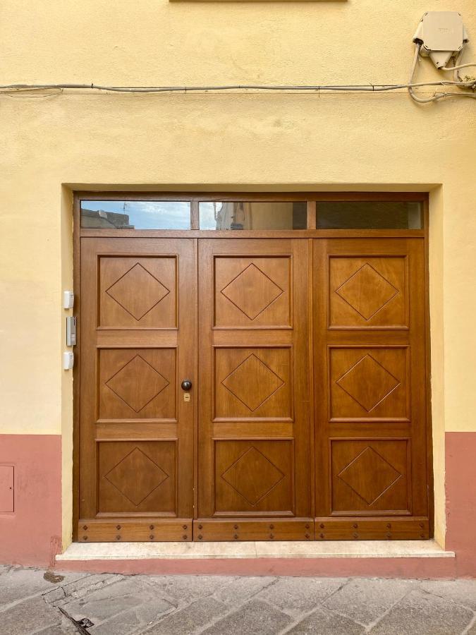 SASSARI-CENTRO Elegante Appartamento con WiFi e Netflix Esterno foto