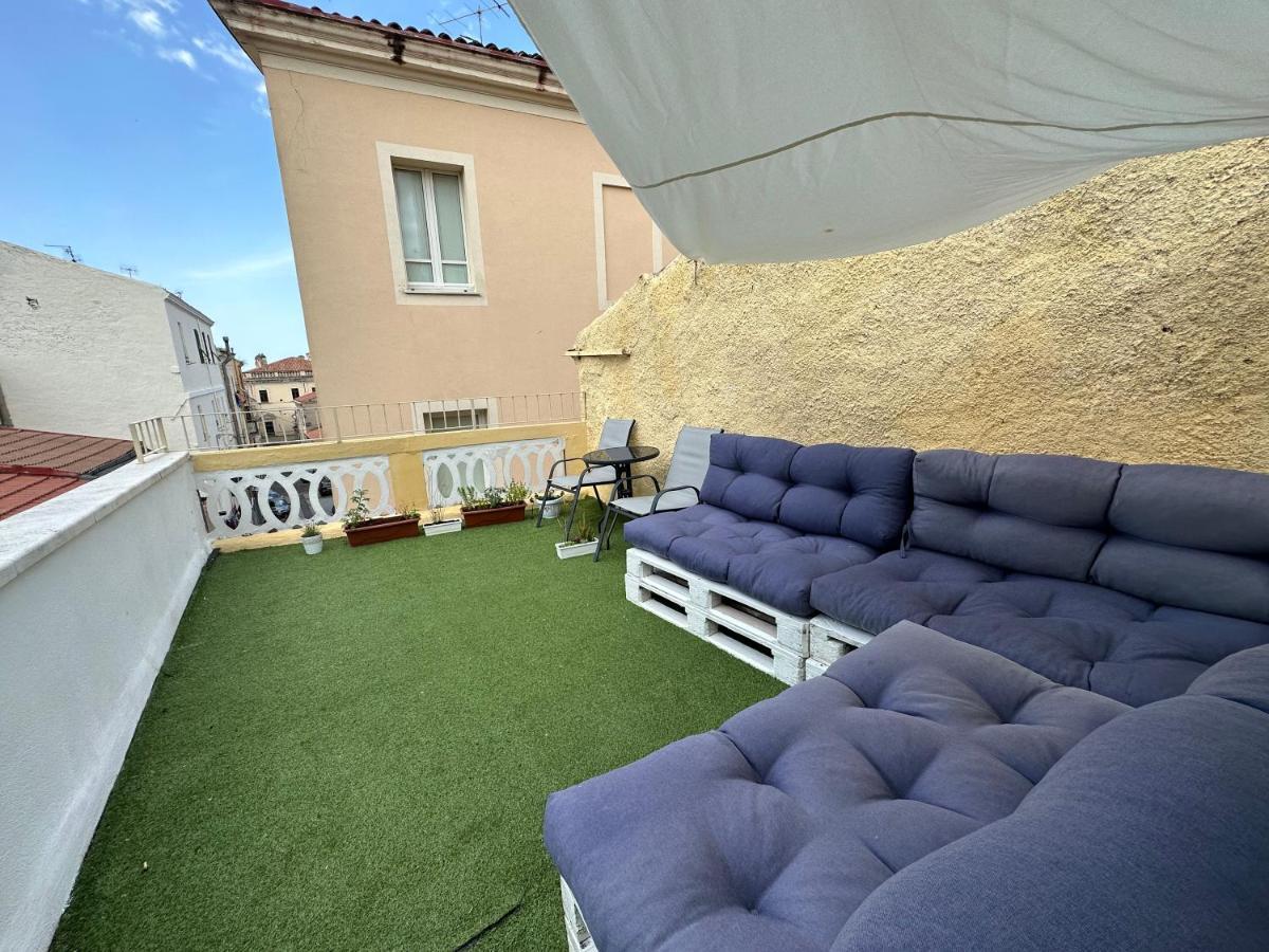 SASSARI-CENTRO Elegante Appartamento con WiFi e Netflix Esterno foto