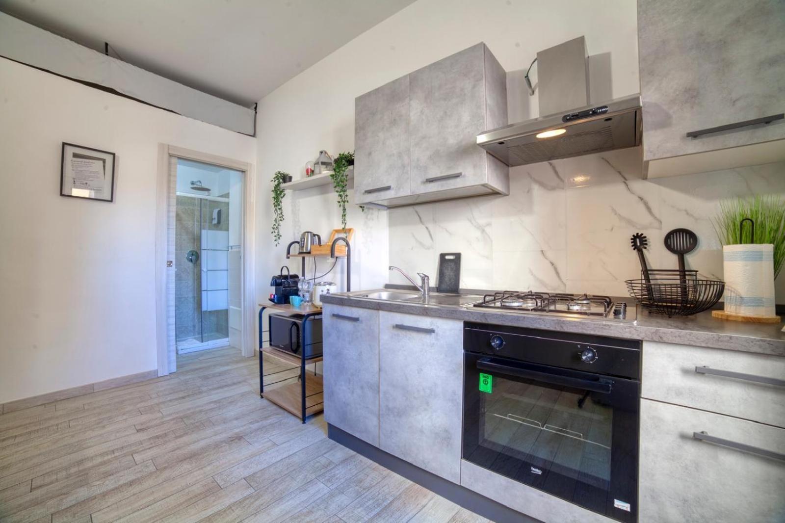SASSARI-CENTRO Elegante Appartamento con WiFi e Netflix Esterno foto