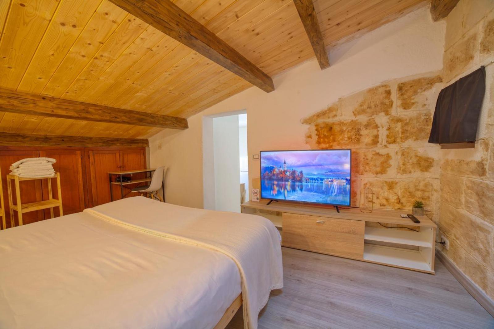 SASSARI-CENTRO Elegante Appartamento con WiFi e Netflix Esterno foto